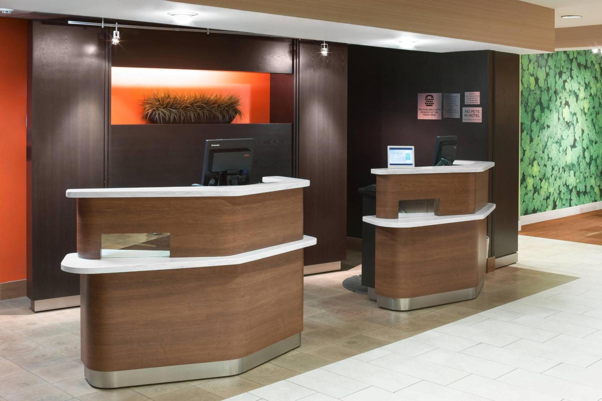 Courtyard By Marriott Jackson Ridgeland Hotel Exterior photo